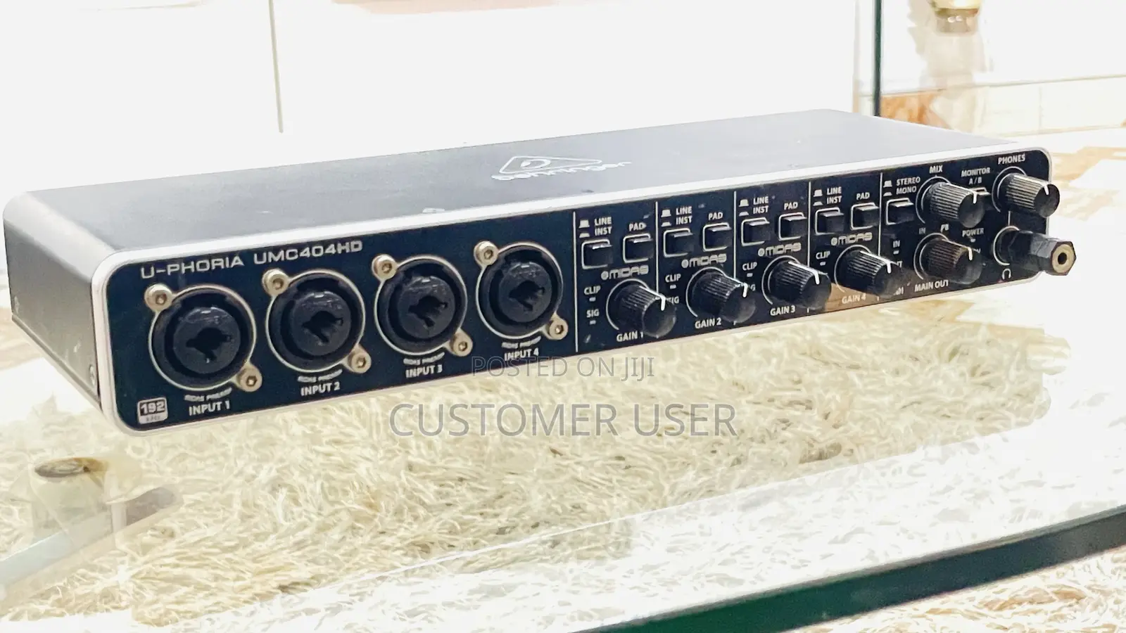 Behringer U-Phoria Umc404hd