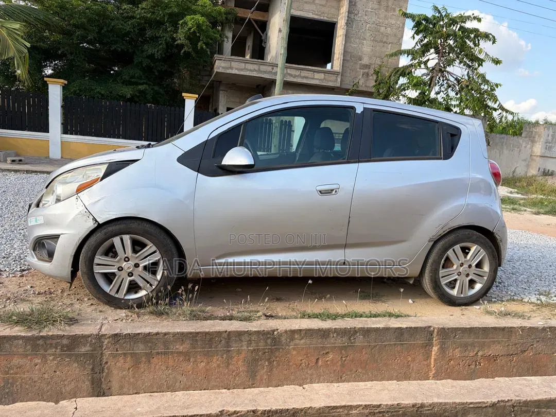 Chevrolet Spark 2010 Silver