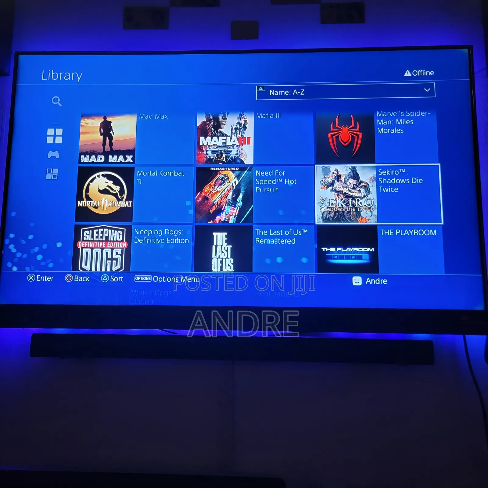 Ps4 Pro Jailbreak With 16 Games and Two Controllers With 1tb