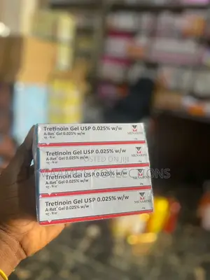 Tretinoin Gel 0.025% W/W Acne Treatment.
