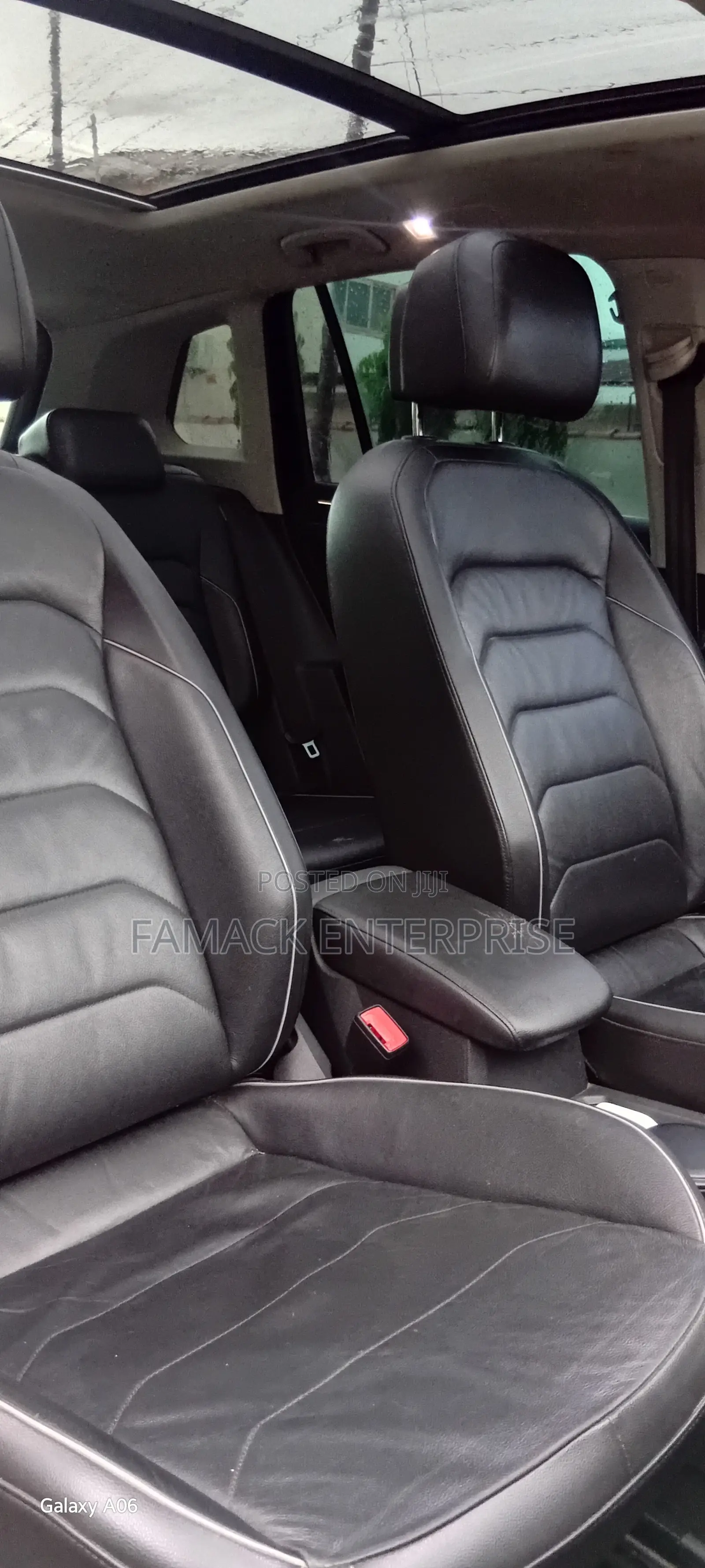 Volkswagen Tiguan 2.0T SEL AWD 4MOTION 2020 Black