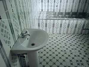 4bdrm House in Kumasi Metropolitan for rent