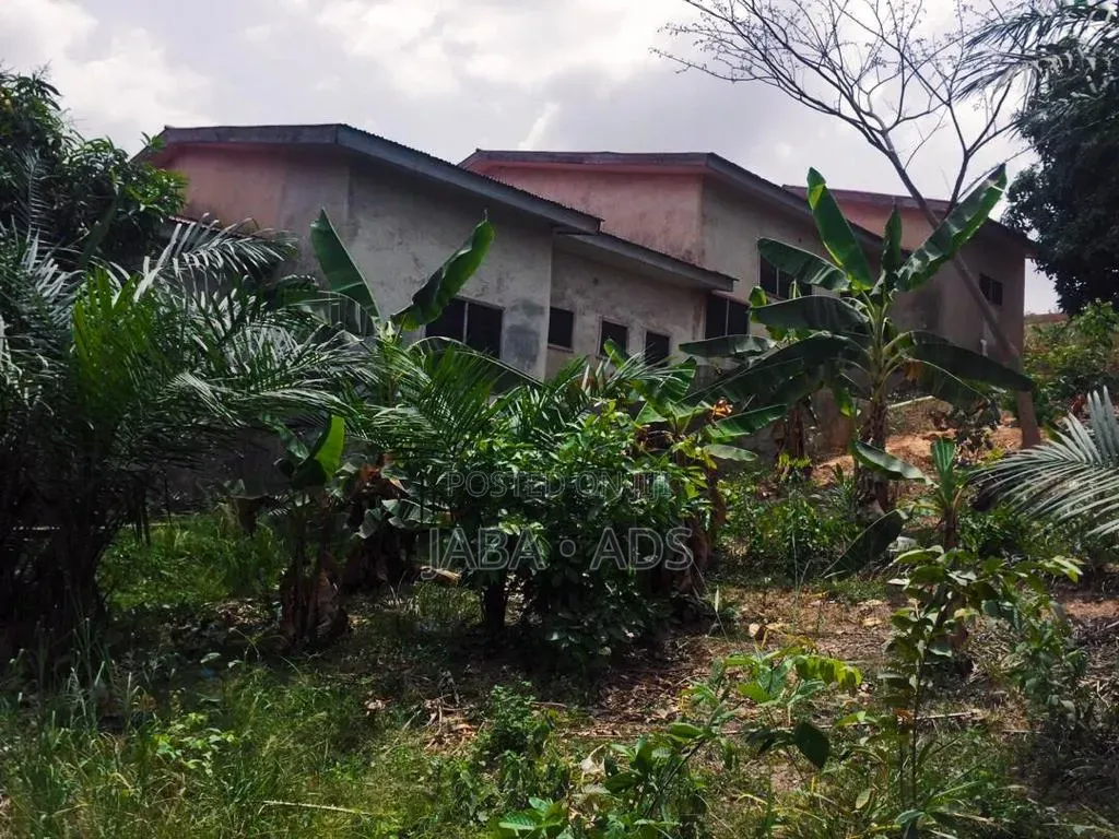 4bdrm House in Kumasi Metropolitan for rent