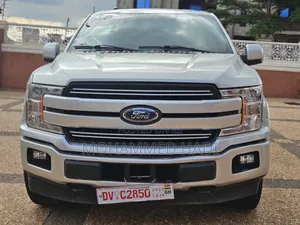 Ford F-150 Lariat 4x4 SuperCab Styleside 6.5 ft. box 145 in. WB 2018