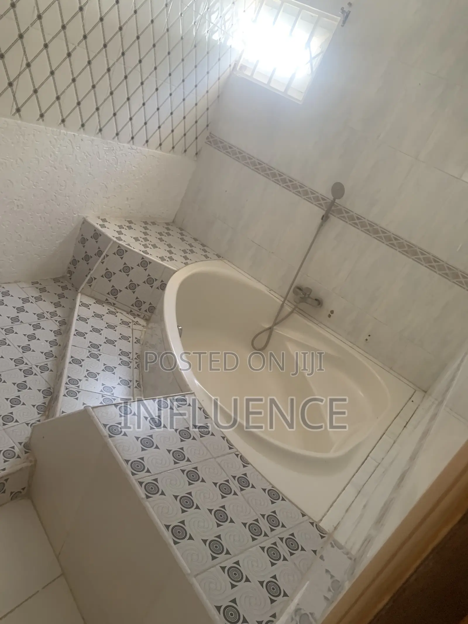 3bdrm House in Adjirigano, East for rent