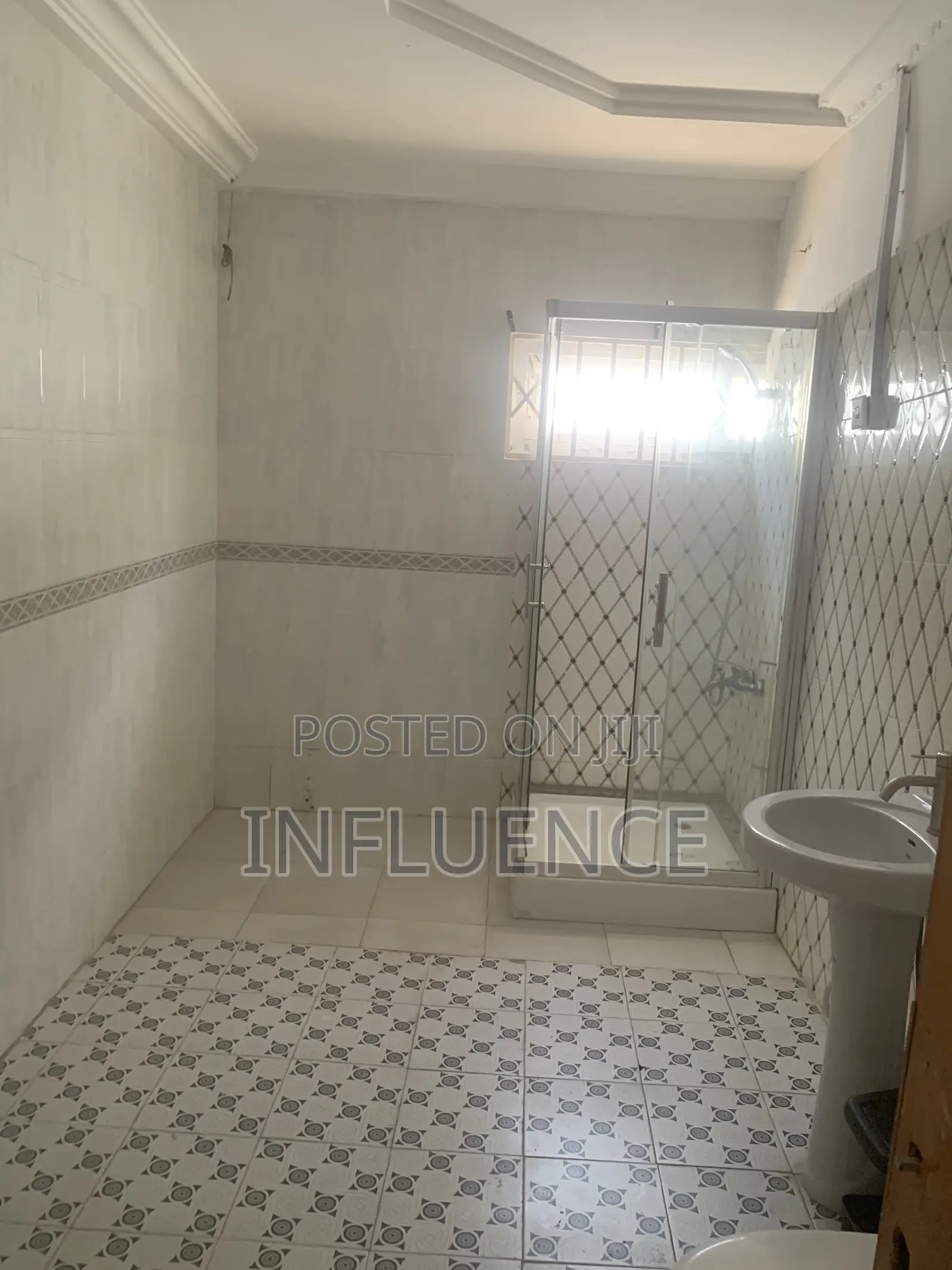 3bdrm House in Adjirigano, East for rent