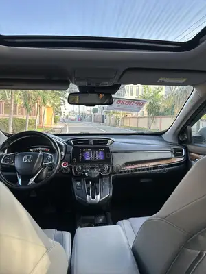 Honda CR-V Touring AWD 2018 Gray
