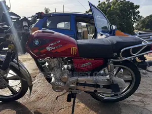 Royal RY125 2025 Red