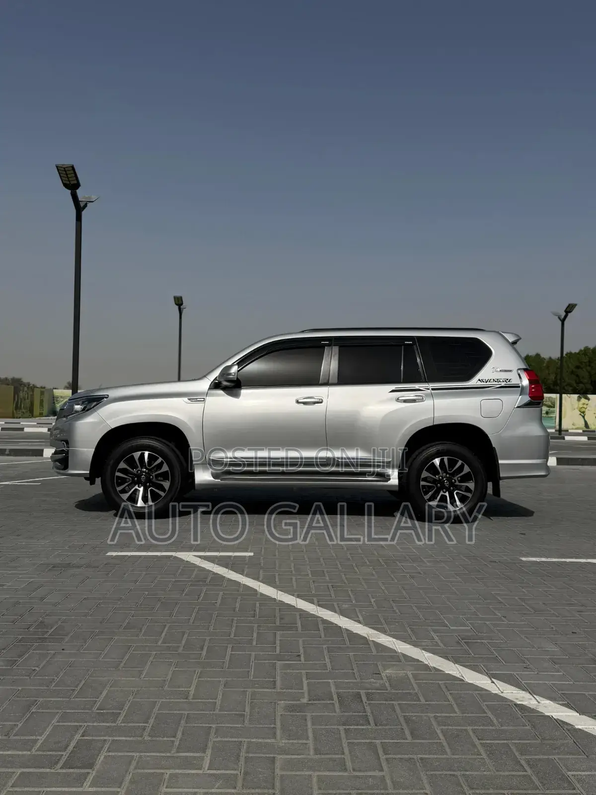 Toyota Land Cruiser Prado 2.7 2019 Silver