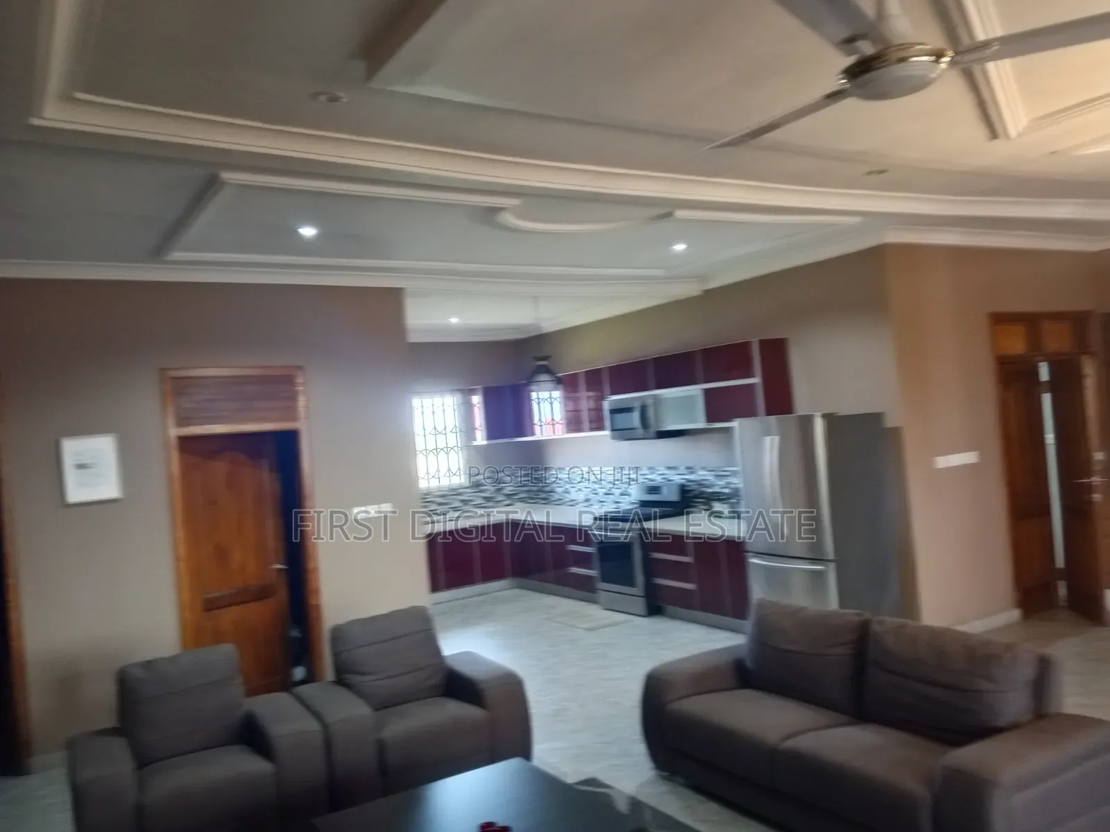 6 Bedroom for Sale on 4 Plot in Kasoa New Market