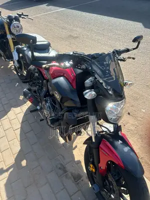 Yamaha 2017 Silver