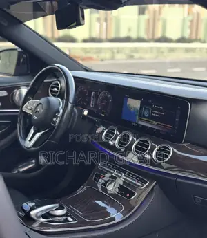 Mercedes-Benz E300 2020 Black