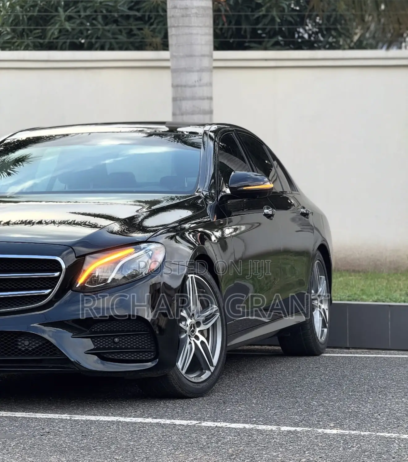 Mercedes-Benz E300 2020 Black