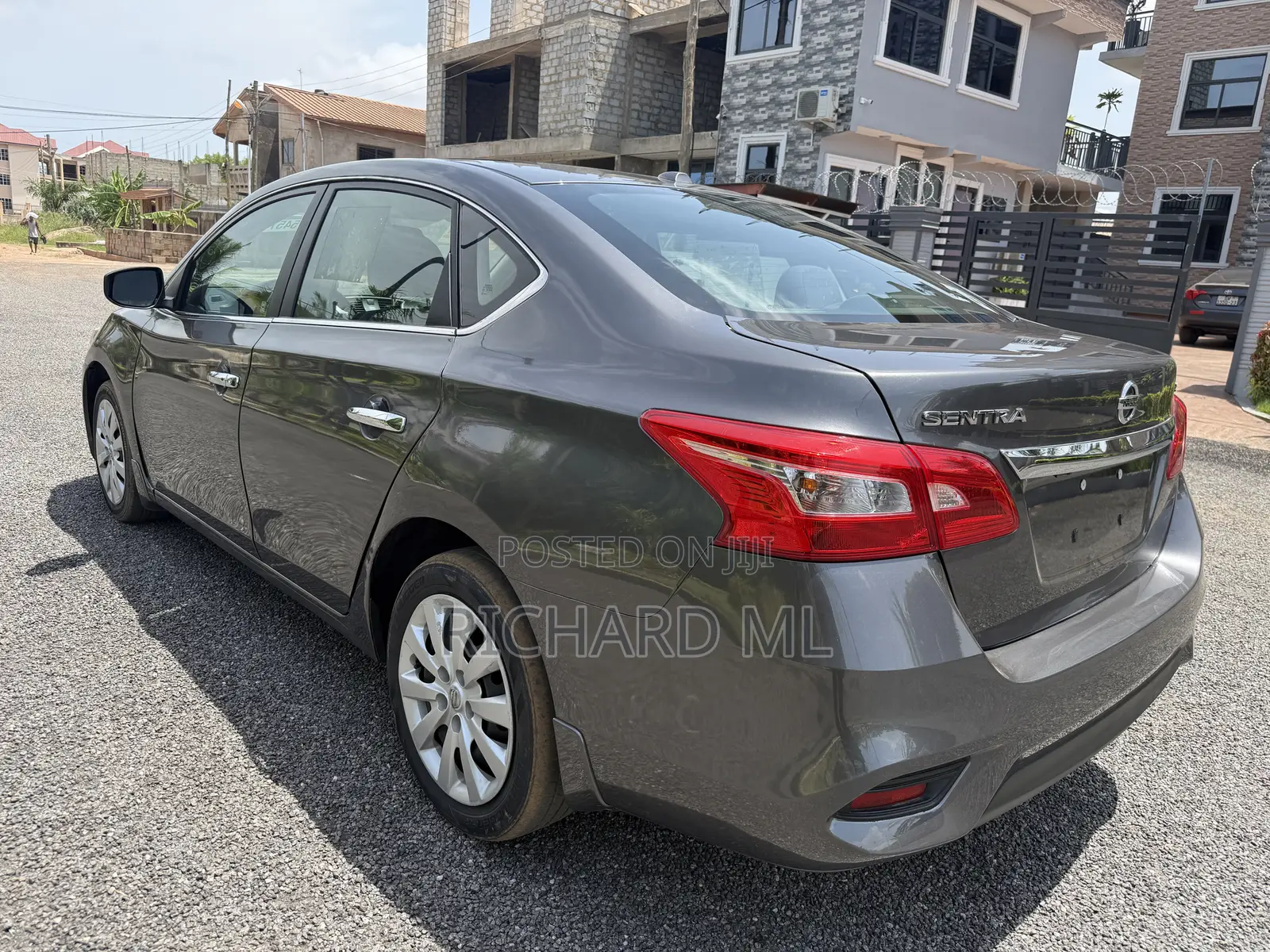 Nissan Sentra SV 2016 Gray