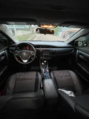 Toyota Corolla S 4dr Sedan (1.8L 4cyl CVT) 2016 Red