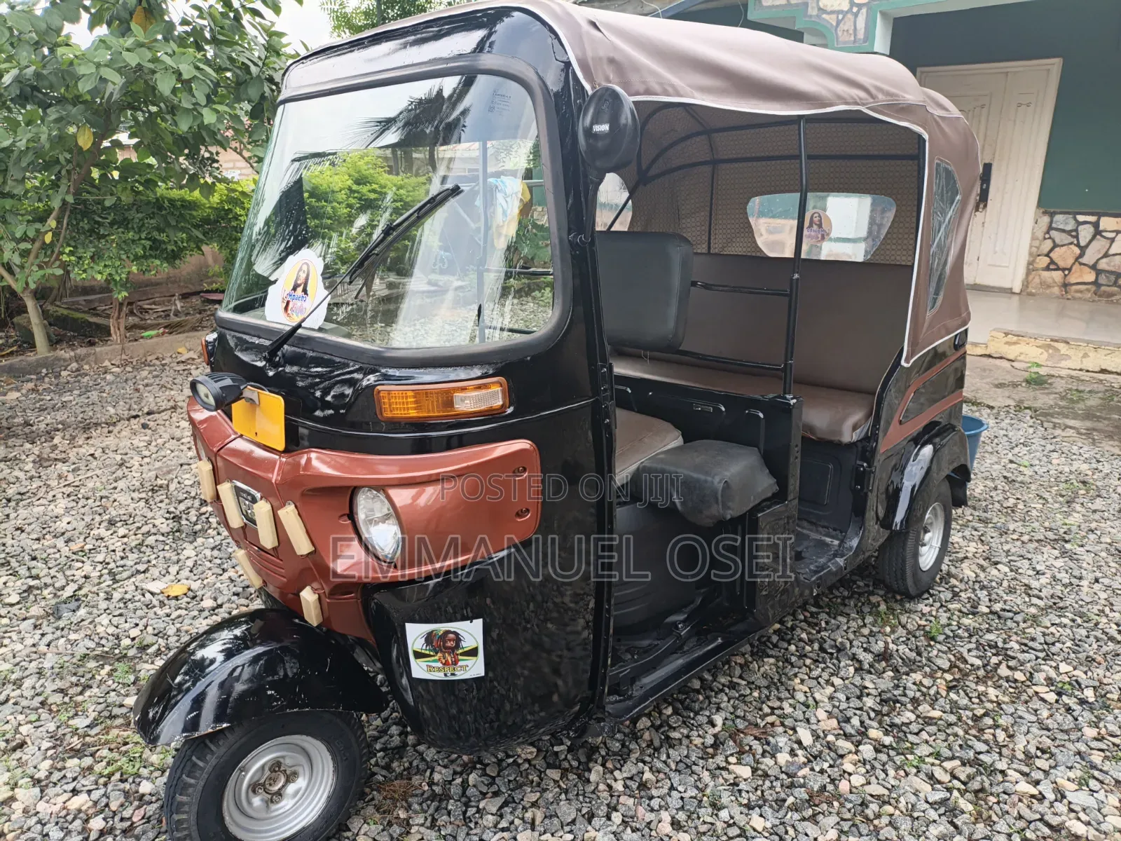 Bajaj RE 2021 Black