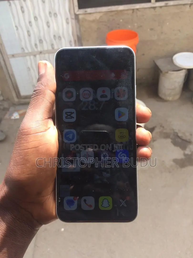 Tecno Spark 30C 128 GB White