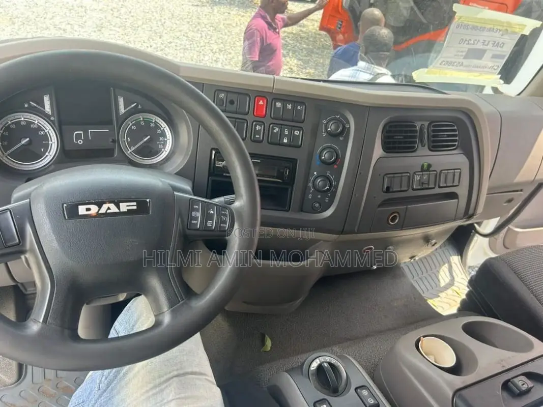 Container Truck for Sale
