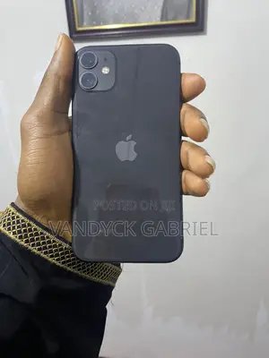 Apple iPhone 11 64 GB Black