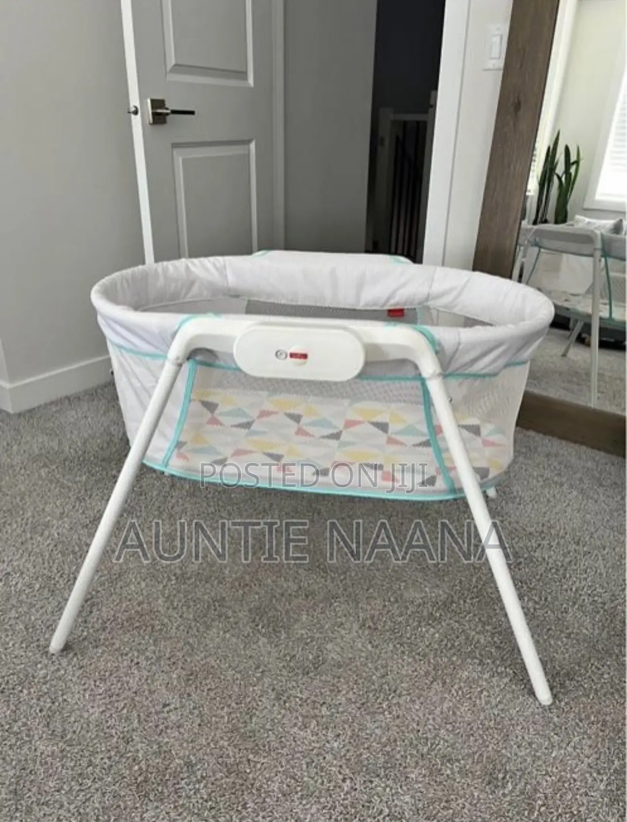 Fisher-Price Stow 'N Go Portable Bassinet