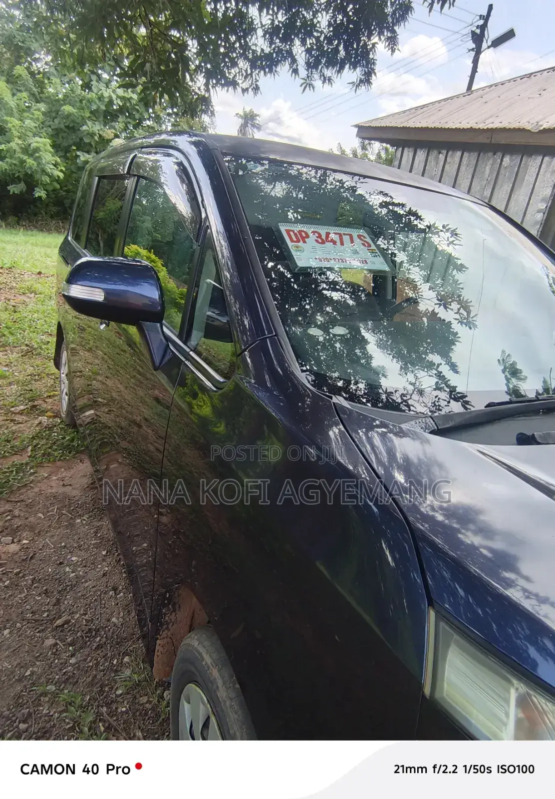 Toyota Voxy 2010 Purple