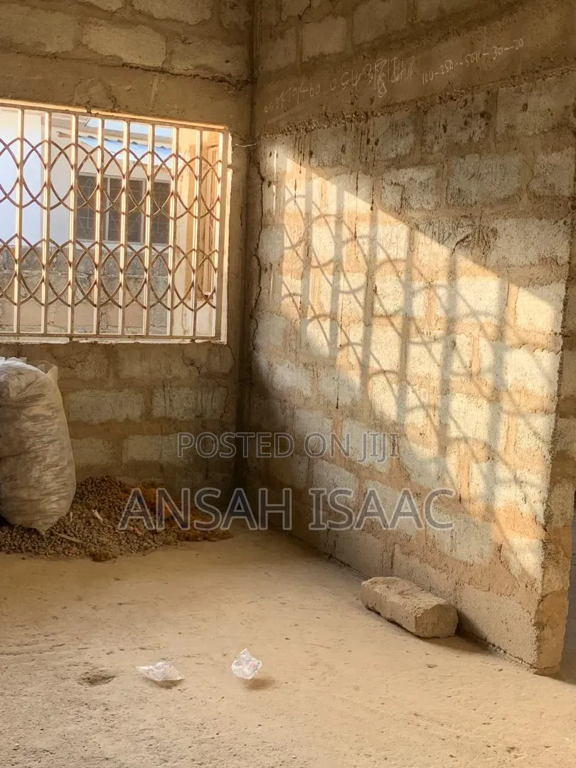 4bdrm House in Pokuasi Mayera Gti, Pokuase for sale
