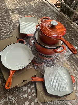 Quality 11piece Cast Iron Pot