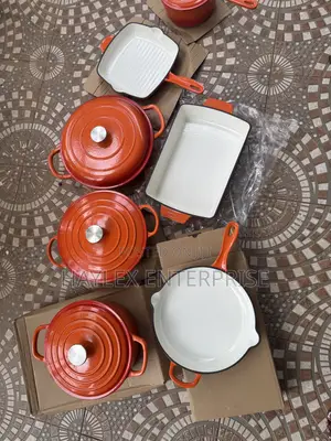 Quality 11piece Cast Iron Pot