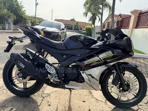 Yamaha 2016 Black