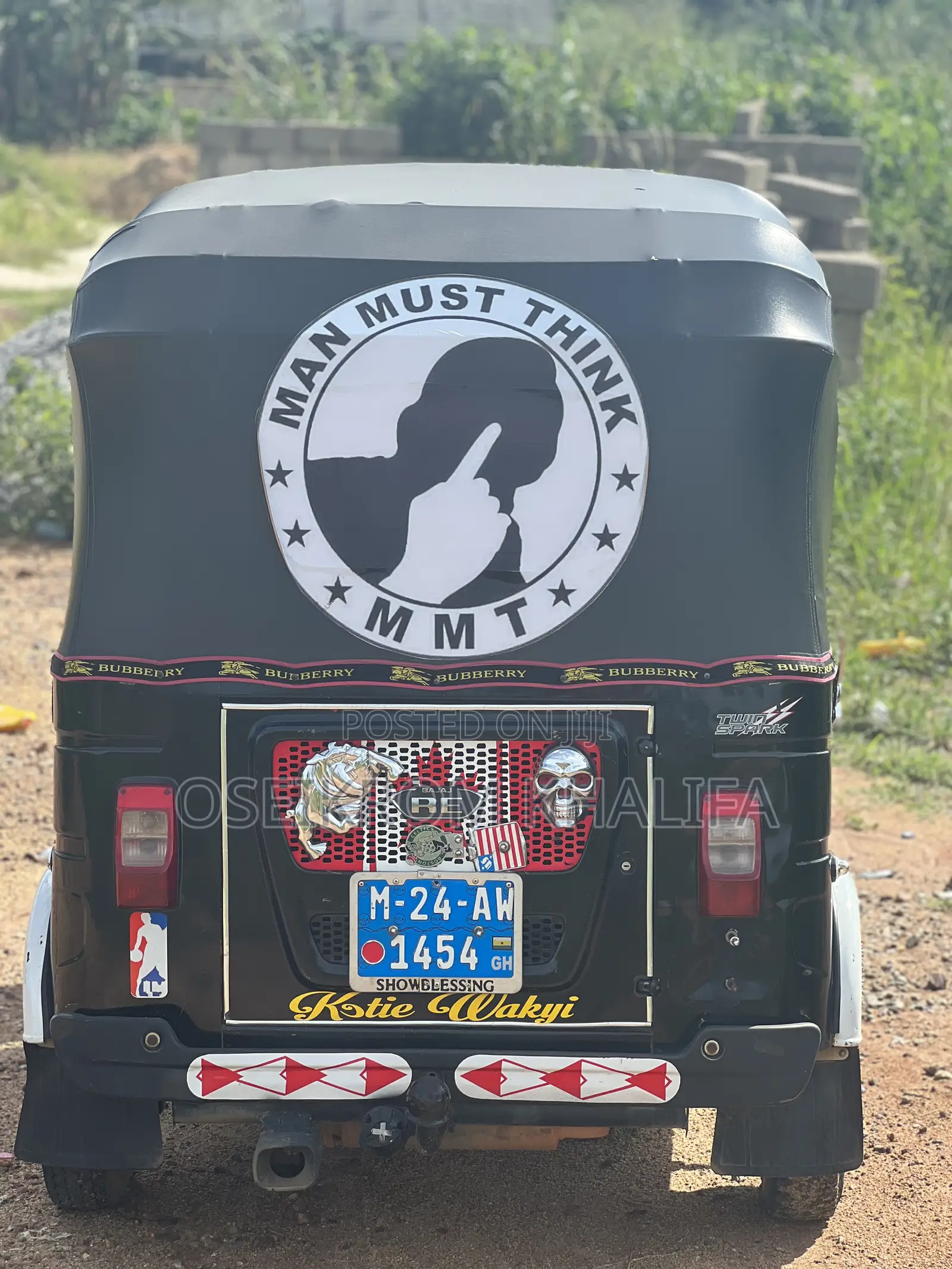 Bajaj RE 2024 Black