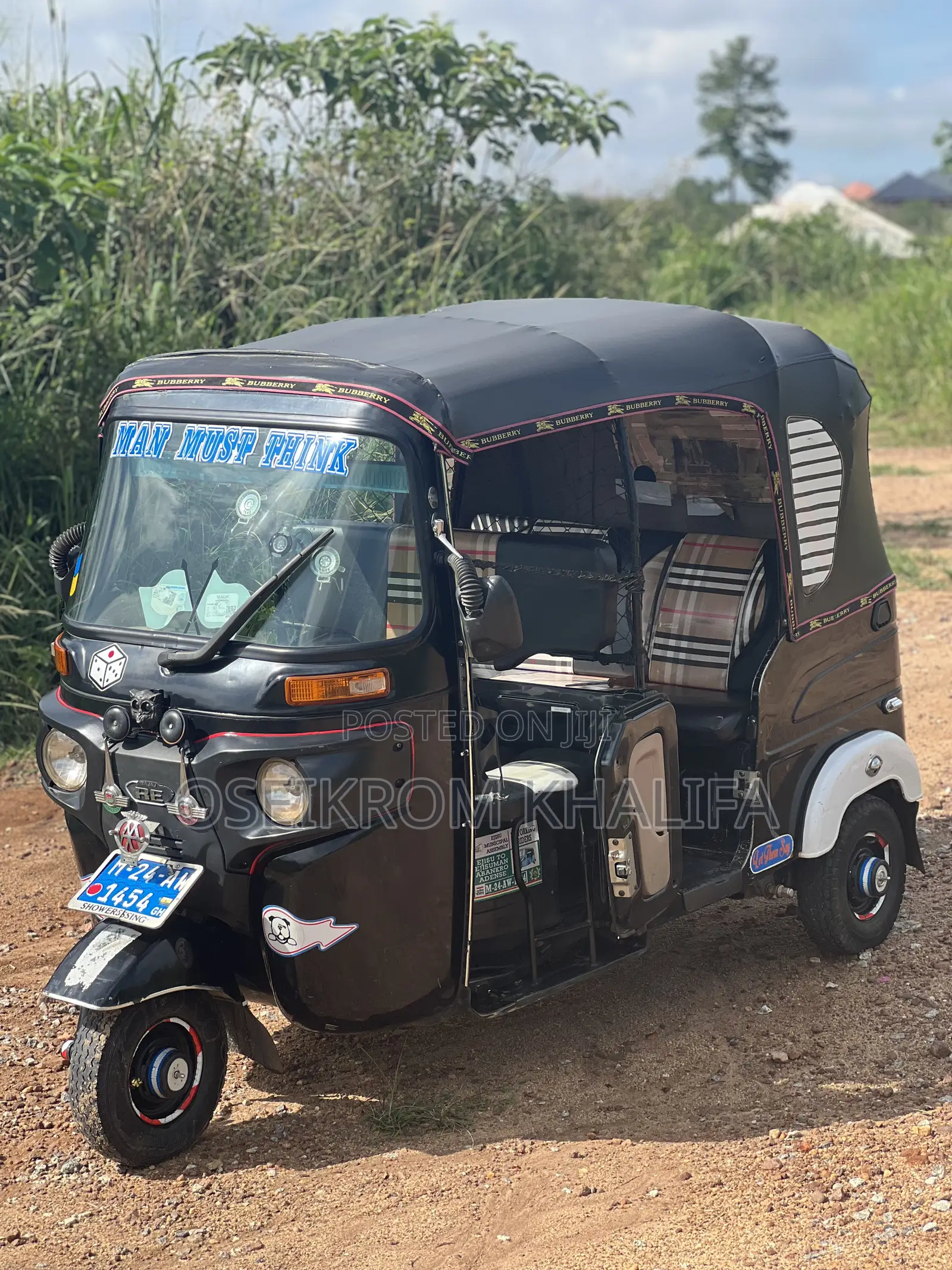 Bajaj RE 2024 Black