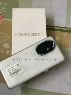 New Honor 200 Pro 512 GB Silver