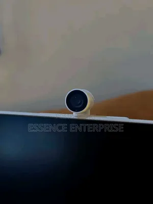 Samsung M8 Monitor