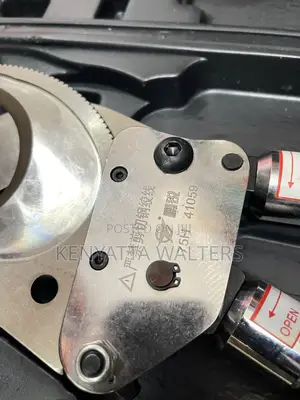 Heavy Duty Ratchet Cable Cutter
