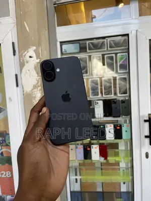 New Apple iPhone 16 128 GB Black