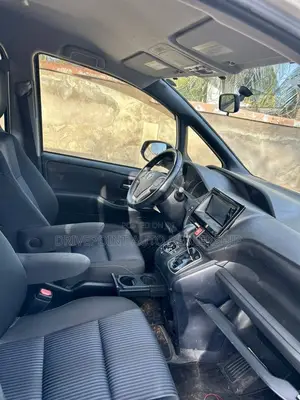 Toyota Voxy 2015 White