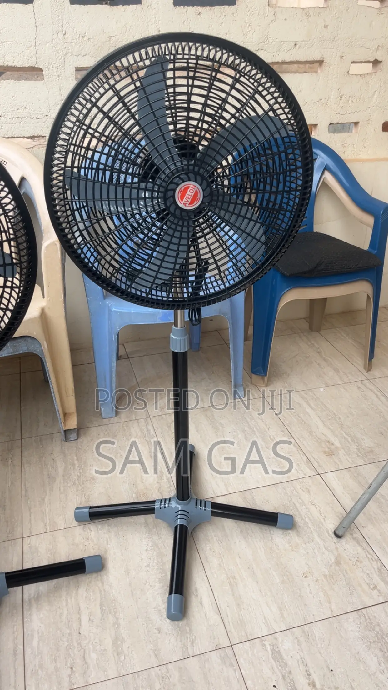Avelon 18 Inch Standing Fan