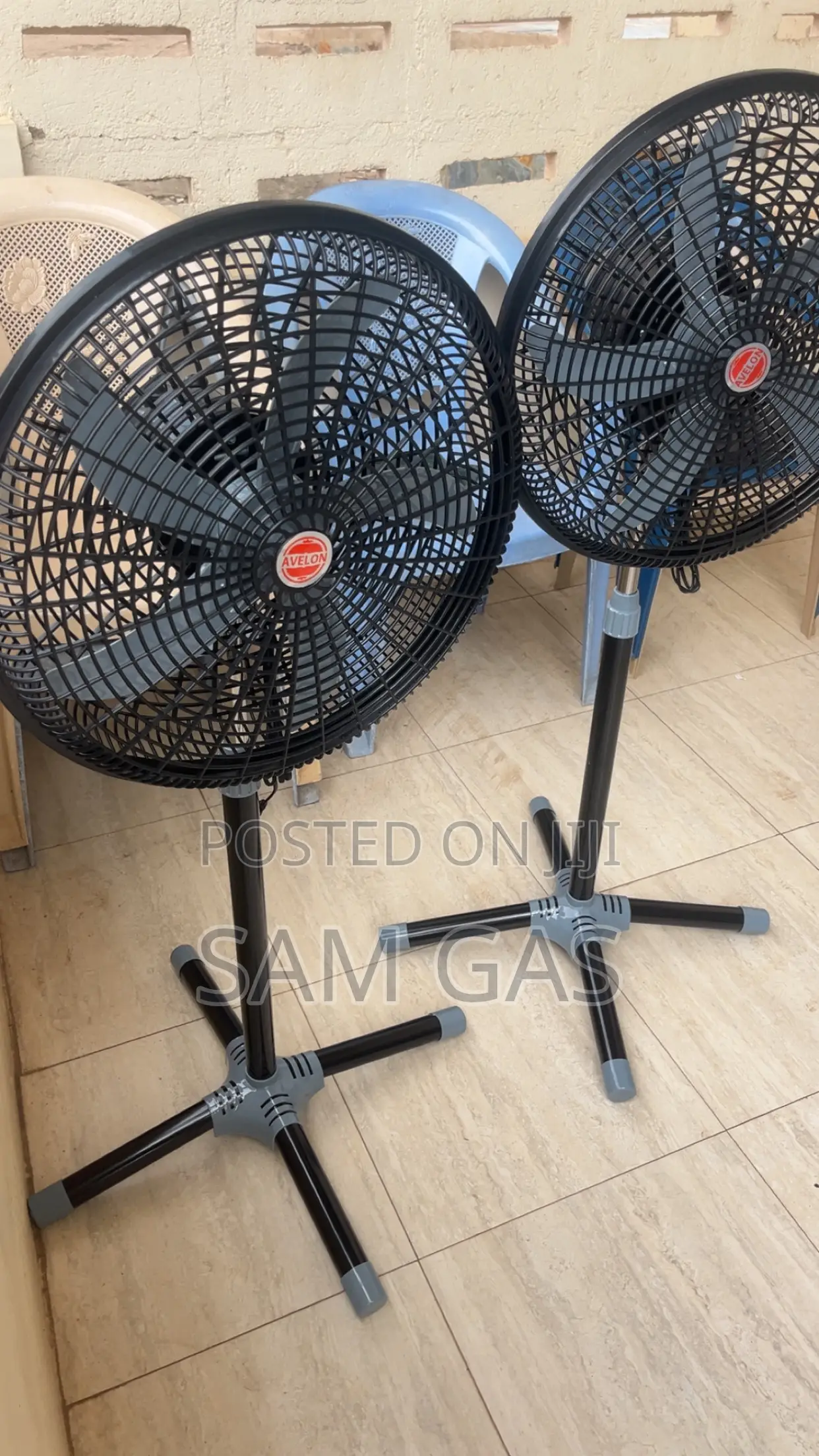 Avelon 18 Inch Standing Fan