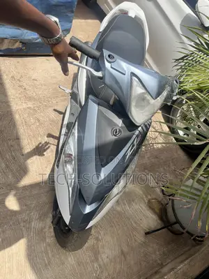 SYM Jet 1990 White
