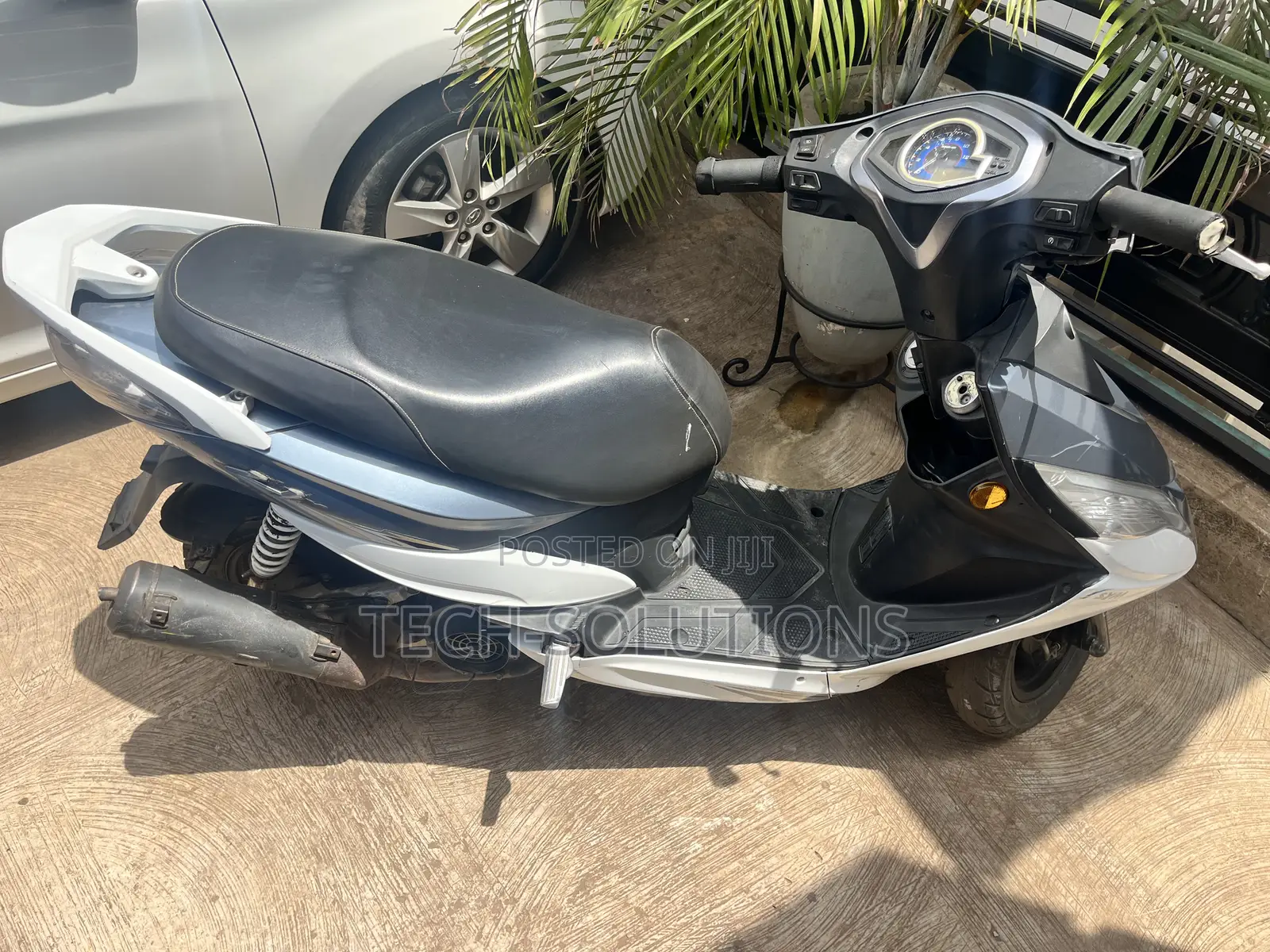 SYM Jet 1990 White