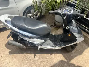 SYM Jet 1990 White