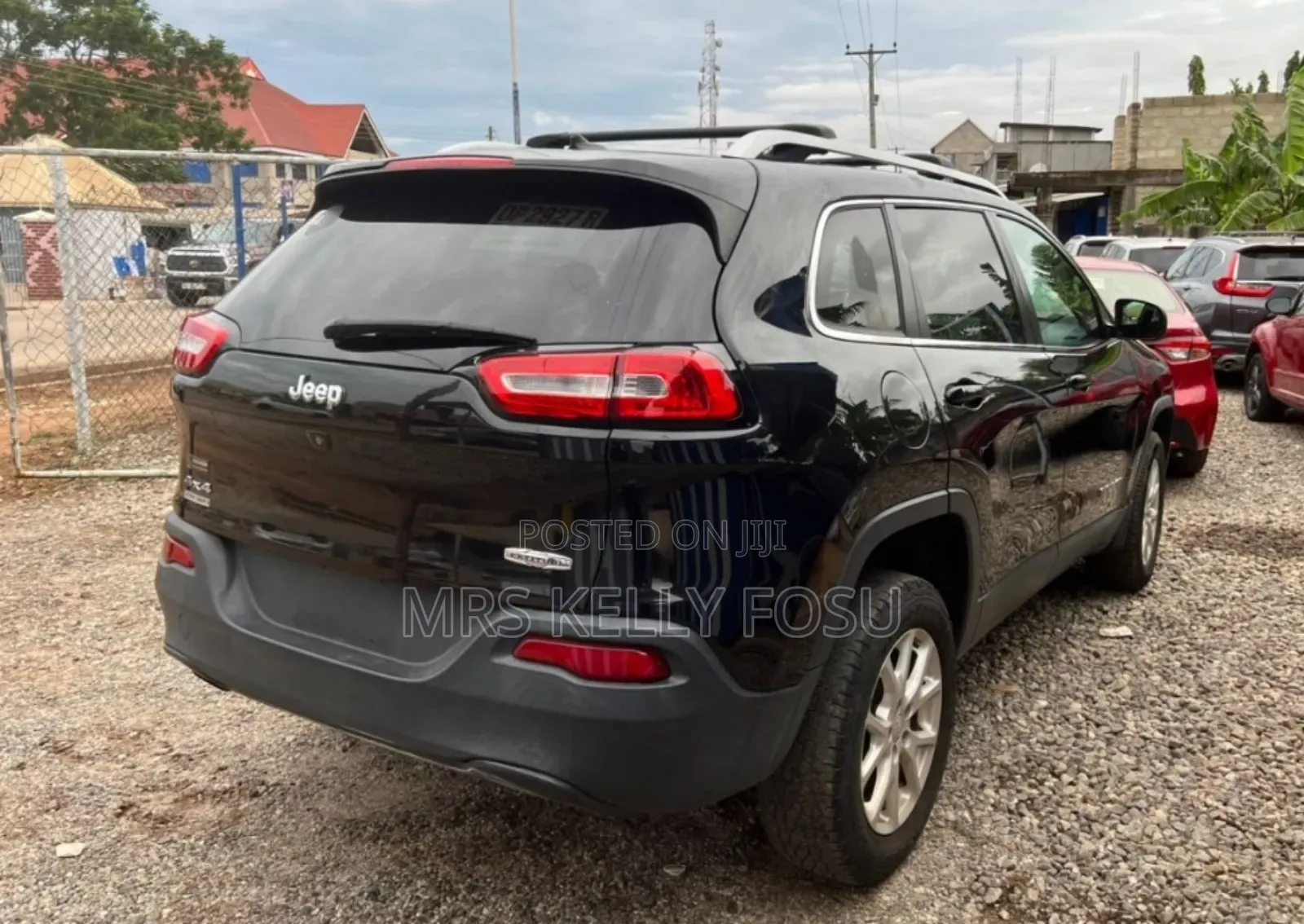 Jeep Cherokee Latitude 4dr SUV 4WD (2.4L 4cyl 9A) 2015 Black