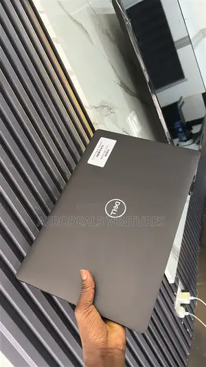 New Laptop Dell Latitude 5501 32GB Intel Core i7 SSD 500GB