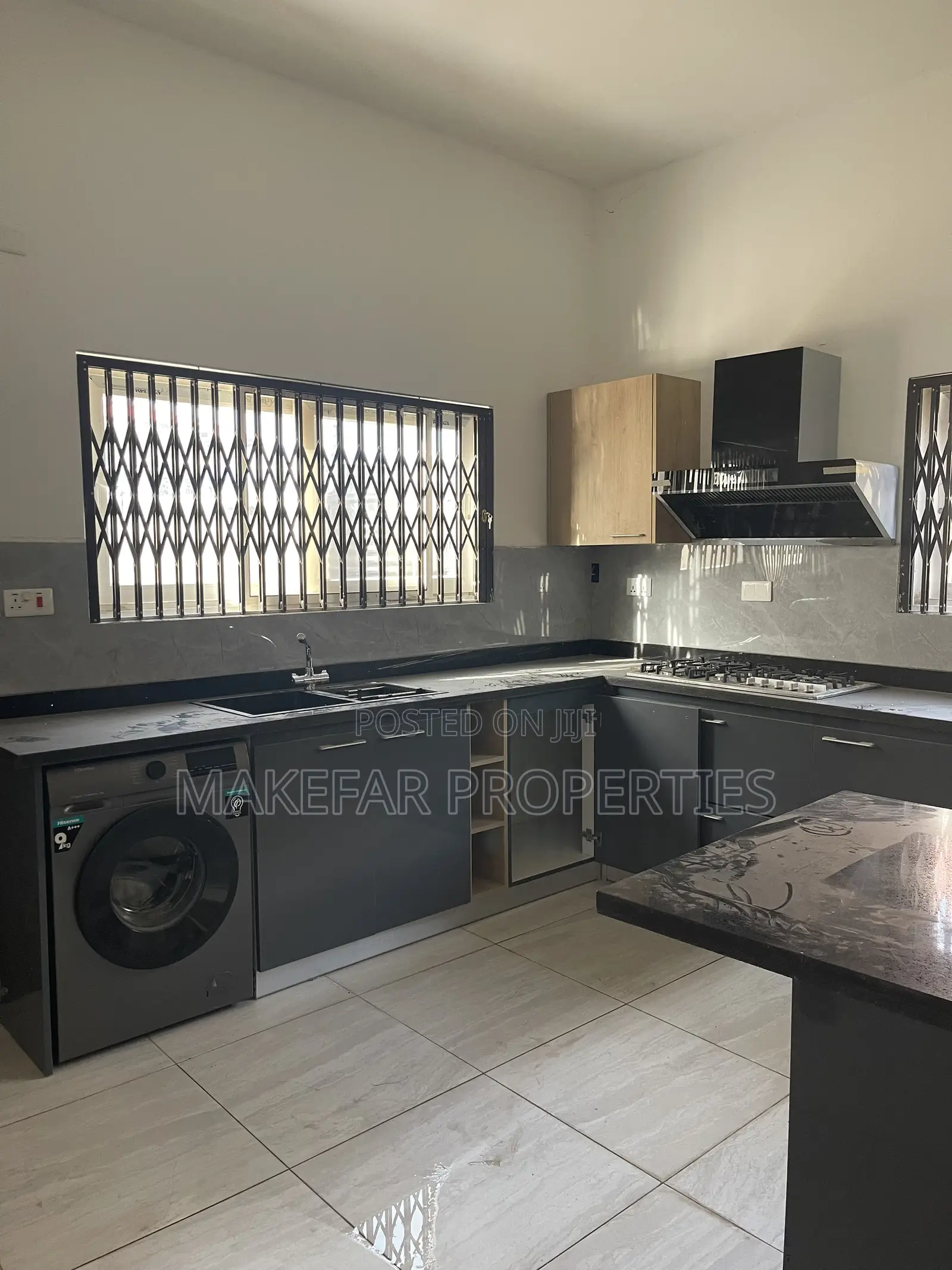 4bdrm House in Spintex for sale