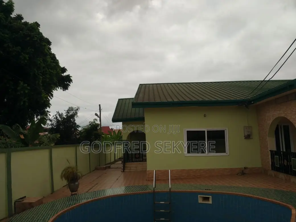 4bdrm Apartment in Adeleke Estates 🏡, Kumasi Metropolitan for rent