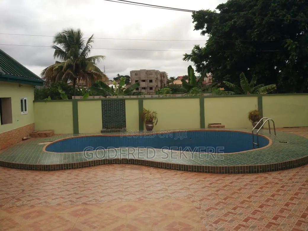 4bdrm Apartment in Adeleke Estates 🏡, Kumasi Metropolitan for rent