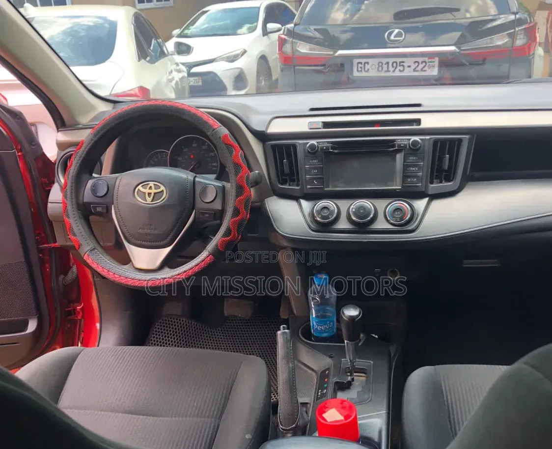 Toyota RAV4 2017 Red