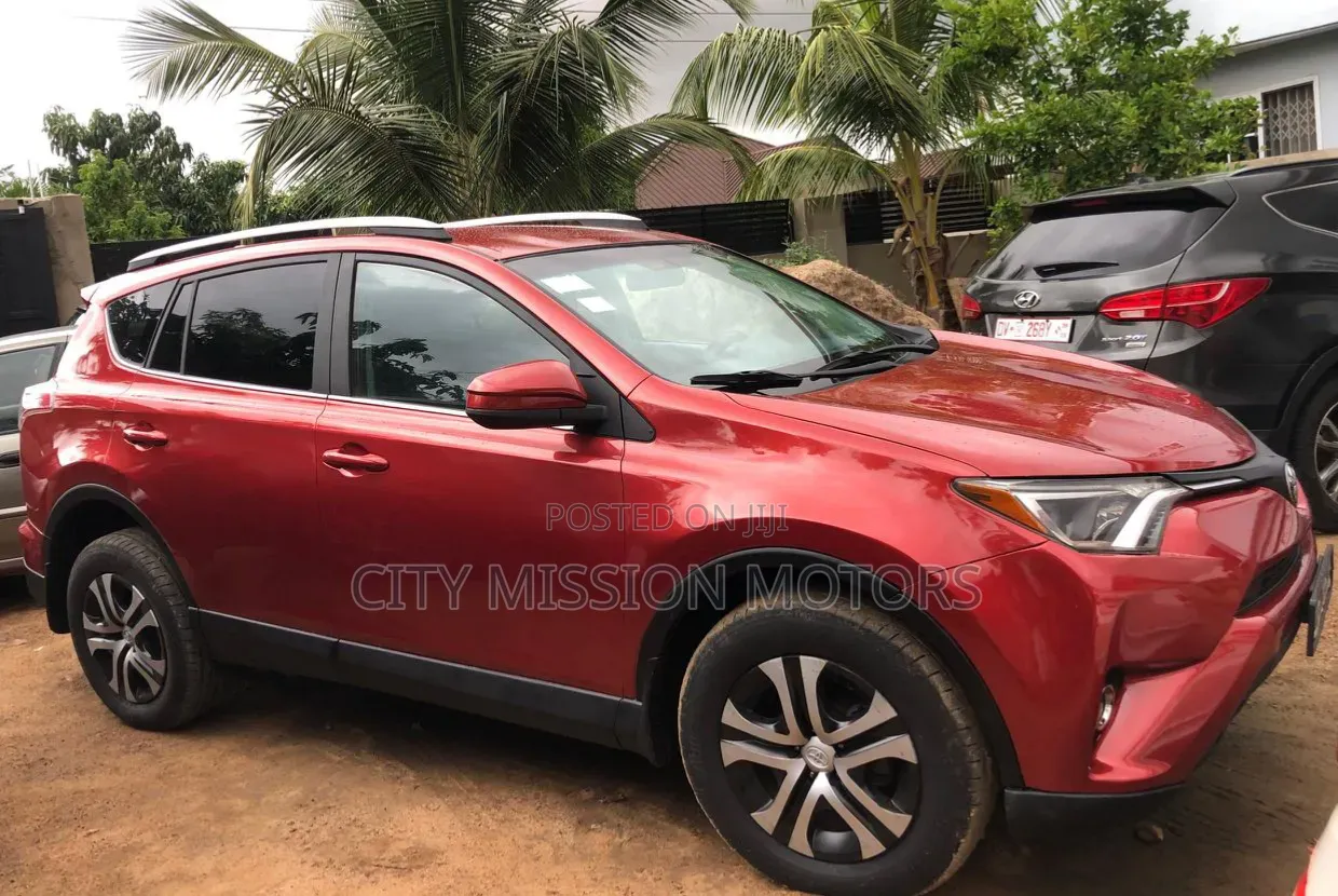 Toyota RAV4 2017 Red