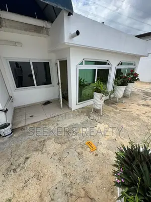 Furnished 3bdrm House in Seekers Realty, Accra Metropolitan for sale