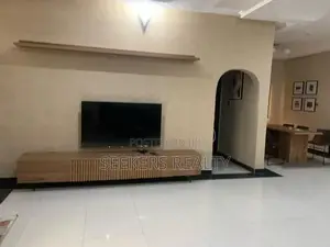 4bdrm House in Seekers Realty, Acquinas for sale